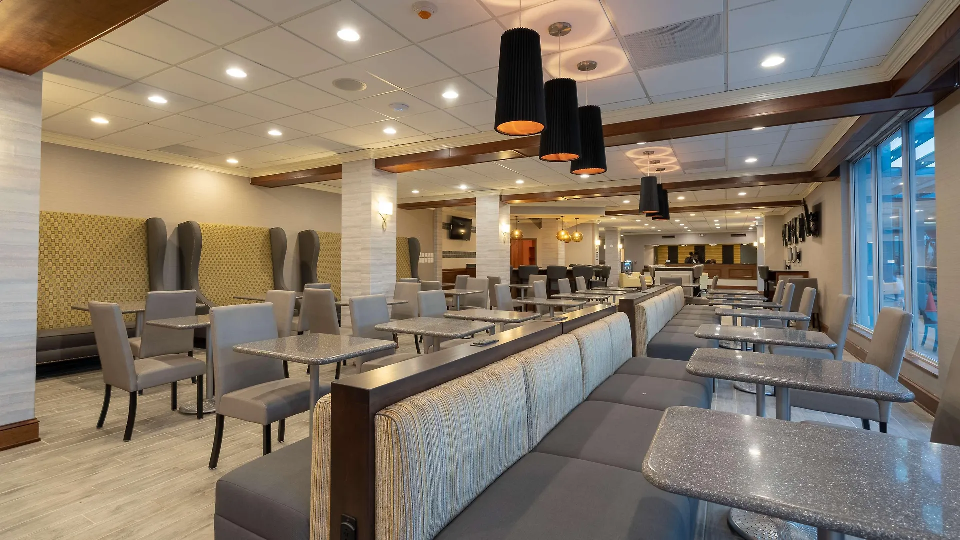Best Western Premier Airport/Expo Center Hotel Louisville