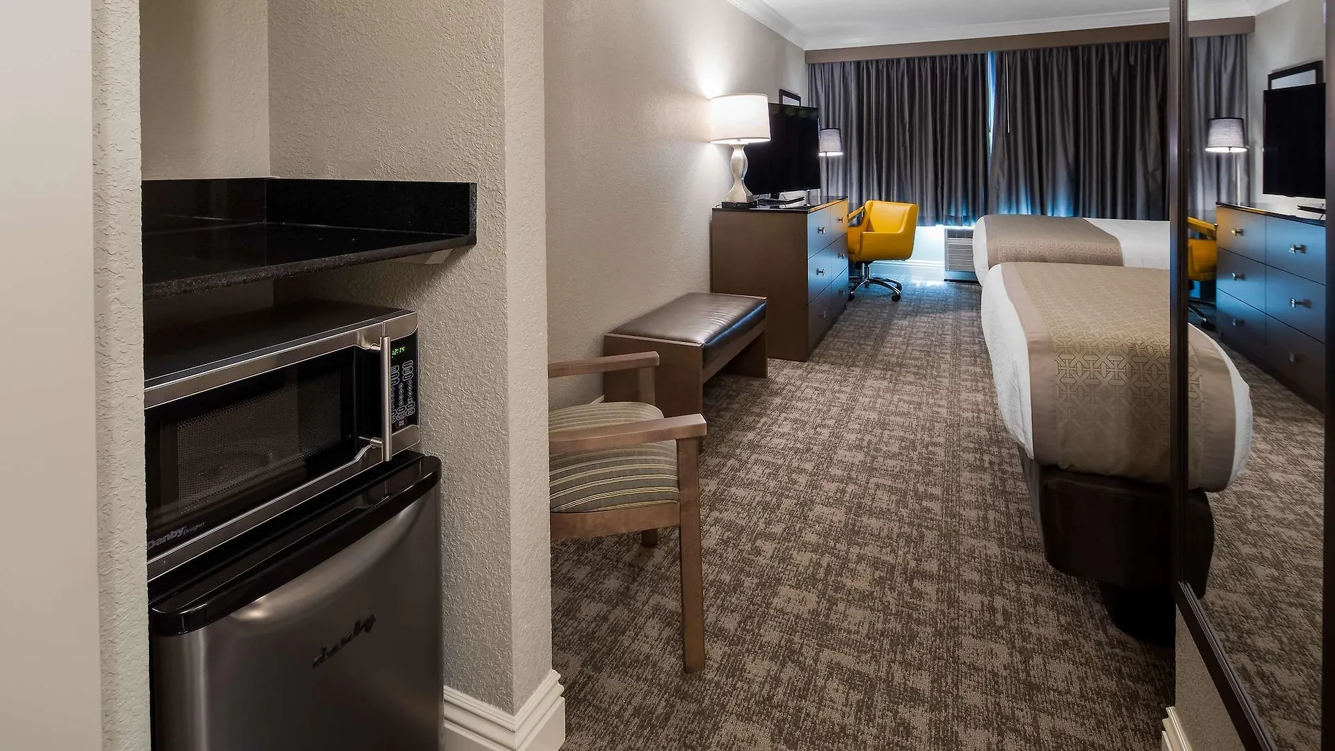 Best Western Premier Airport/Expo Center Hotel Louisville