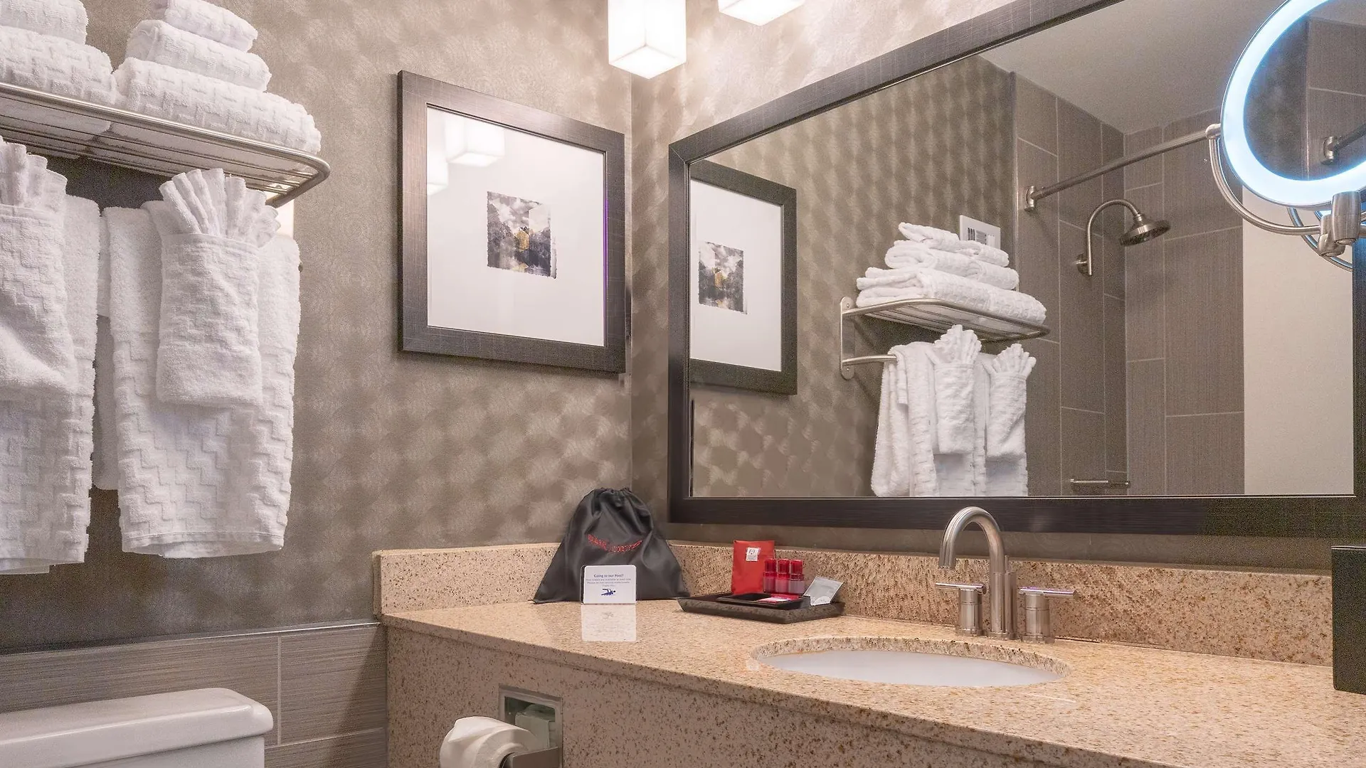 Best Western Premier Airport/Expo Center Hotel Louisville
