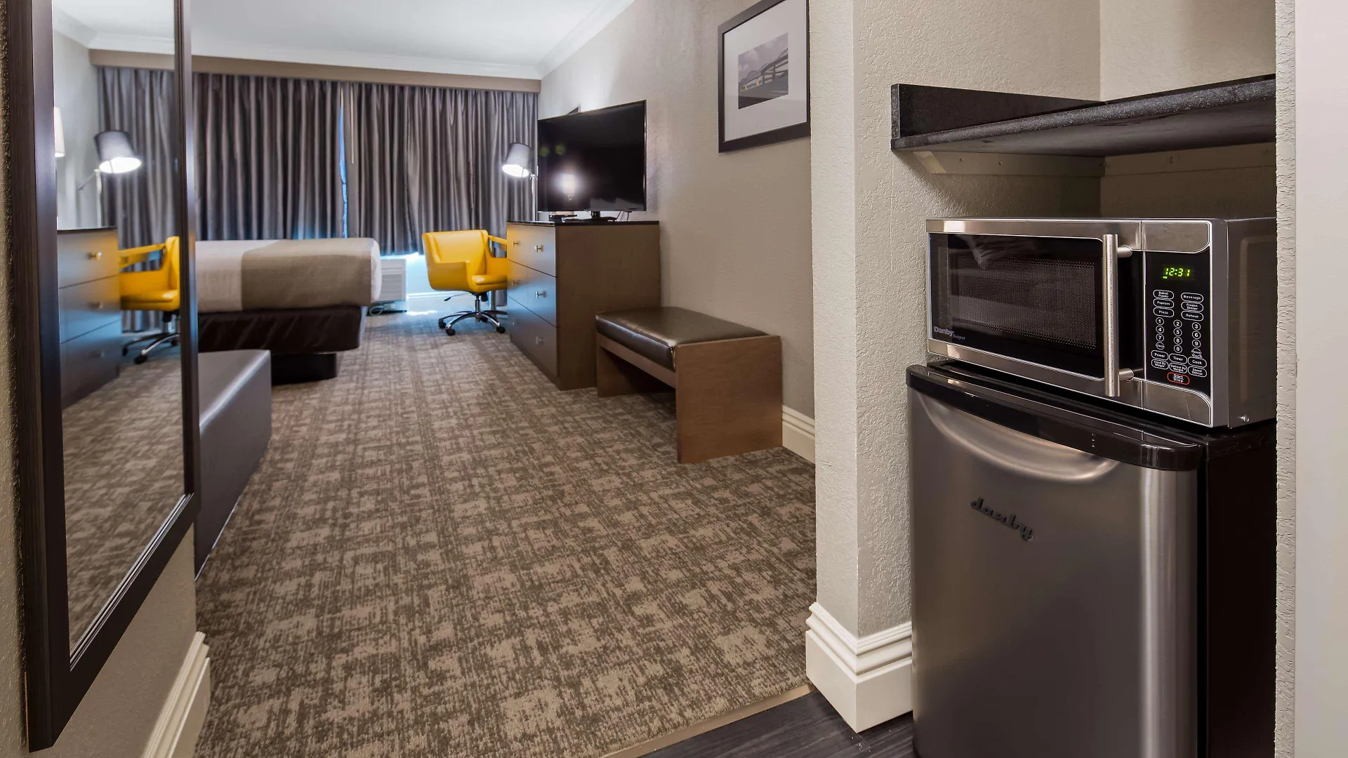 Best Western Premier Airport/Expo Center Hotel Louisville