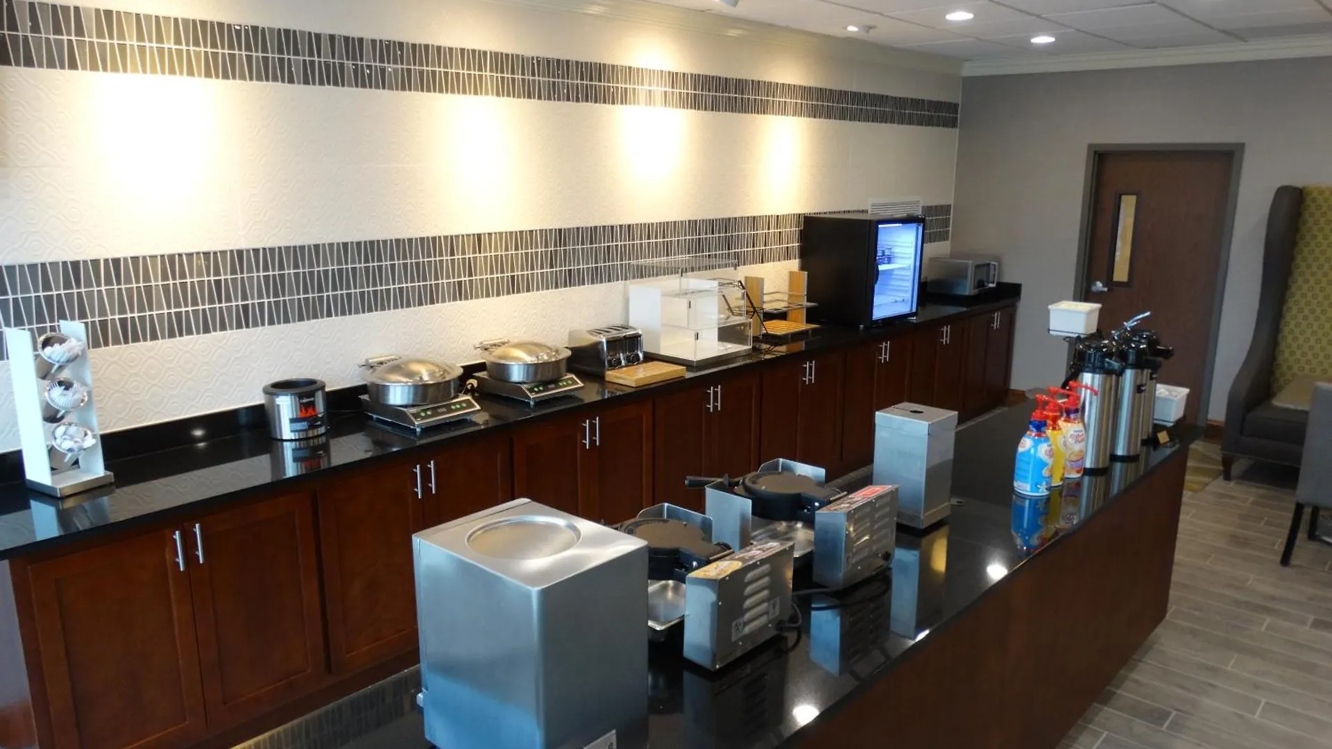Best Western Premier Airport/Expo Center Hotel Louisville 4*,