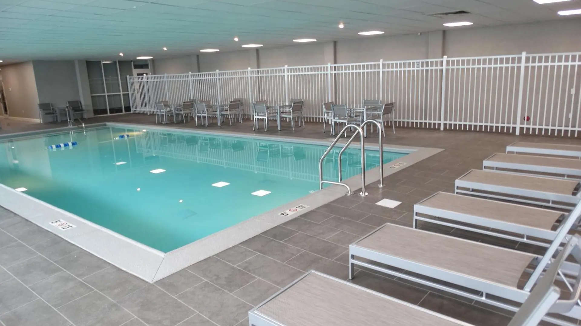 Best Western Premier Airport/Expo Center Hotel Louisville