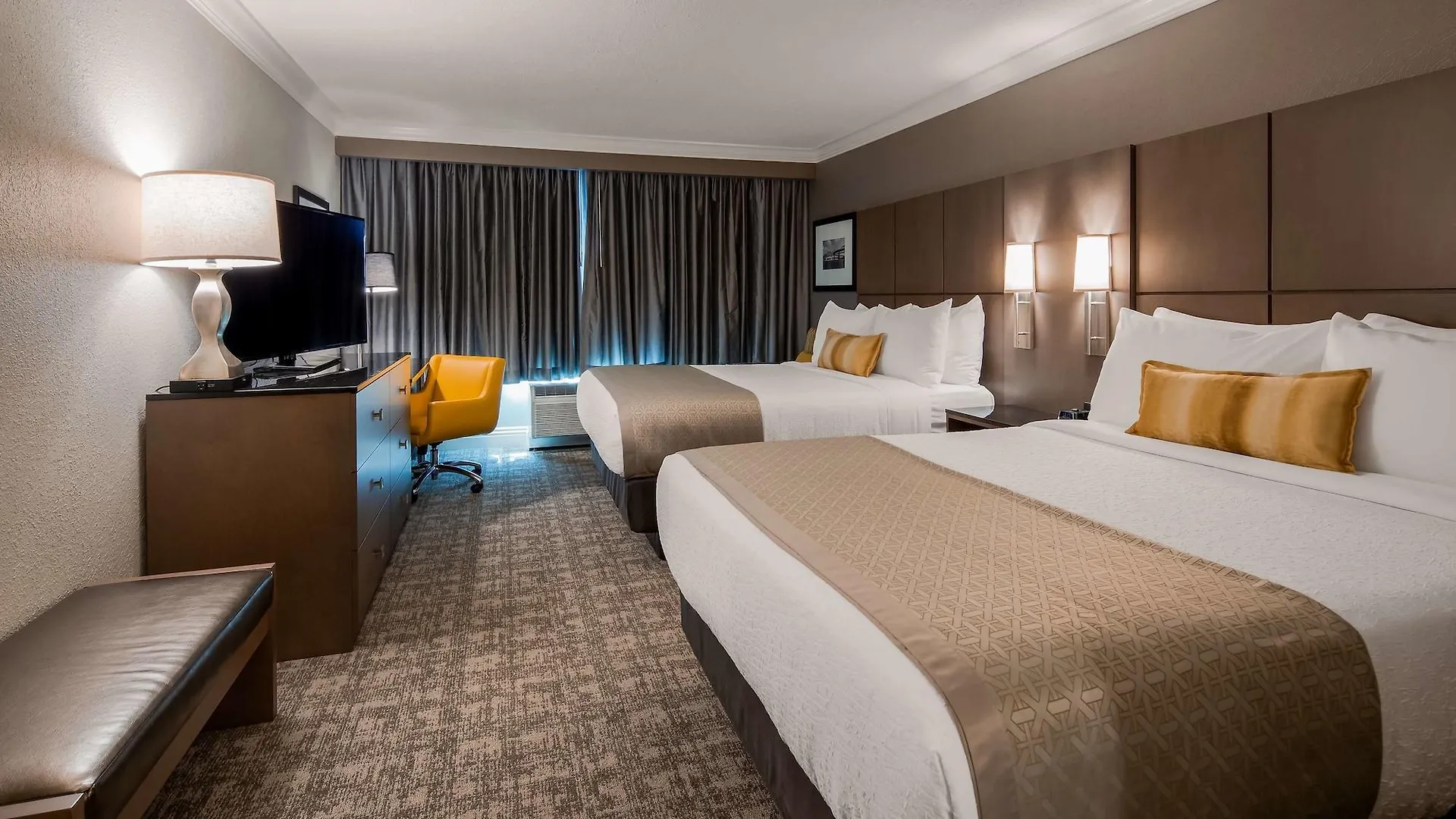Best Western Premier Airport/Expo Center Hotel Louisville