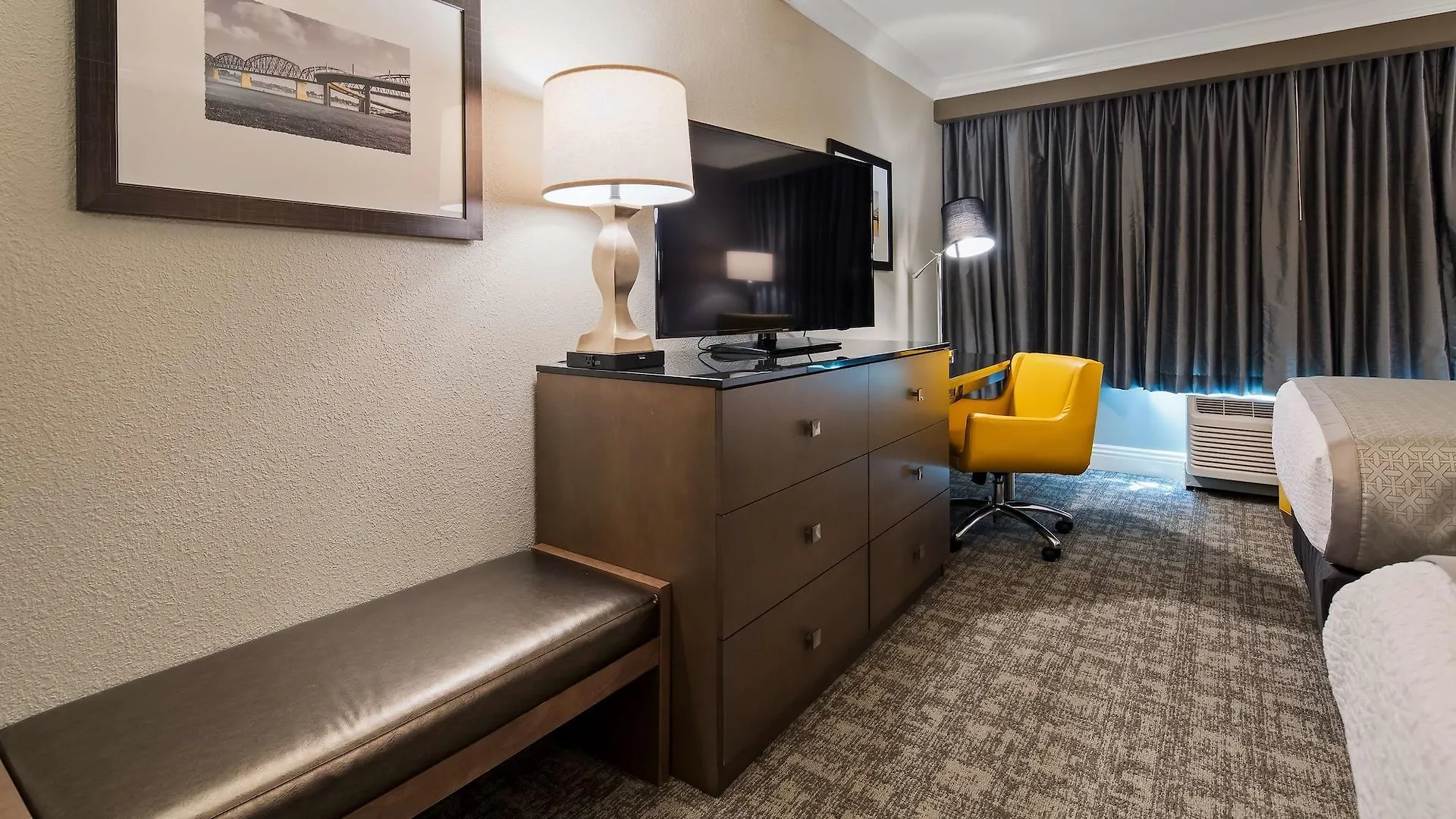 Best Western Premier Airport/Expo Center Hotel Louisville
