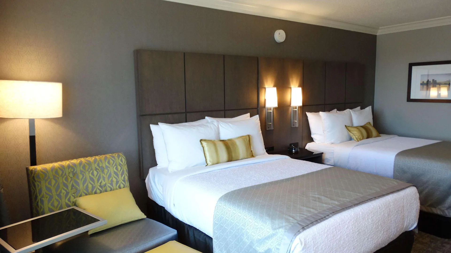 Best Western Premier Airport/Expo Center Hotel Louisville